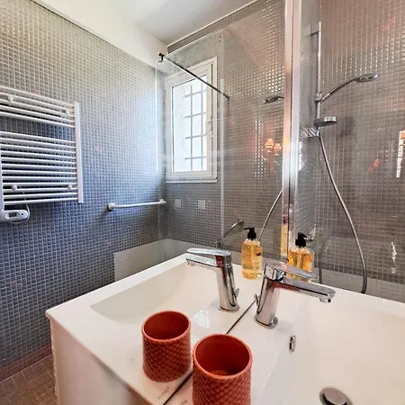 Nonni, Maison Familiale - * Royan