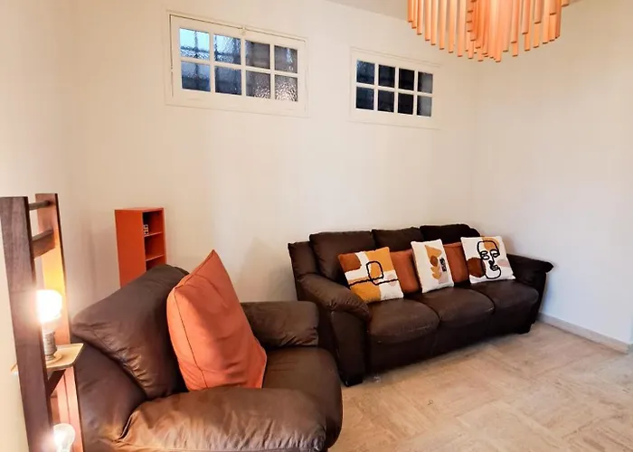 Nonni, Maison Familiale - 鲁瓦扬